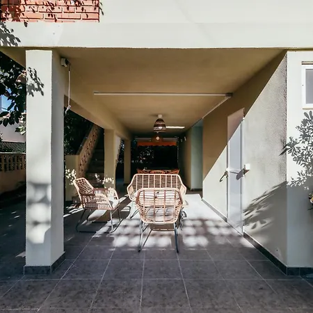 Garden On The Beach, 50m To Beach, Chill Out, Large Terrace Holiday home